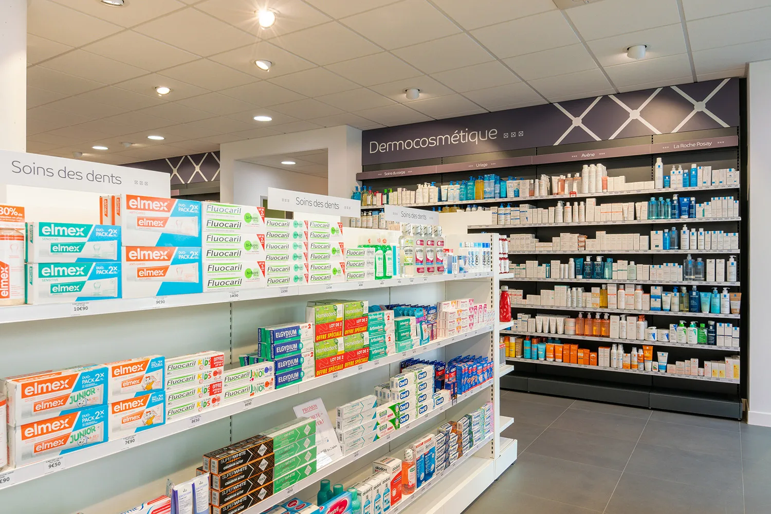 mobilier d'agencement de pharmacie Mobil M