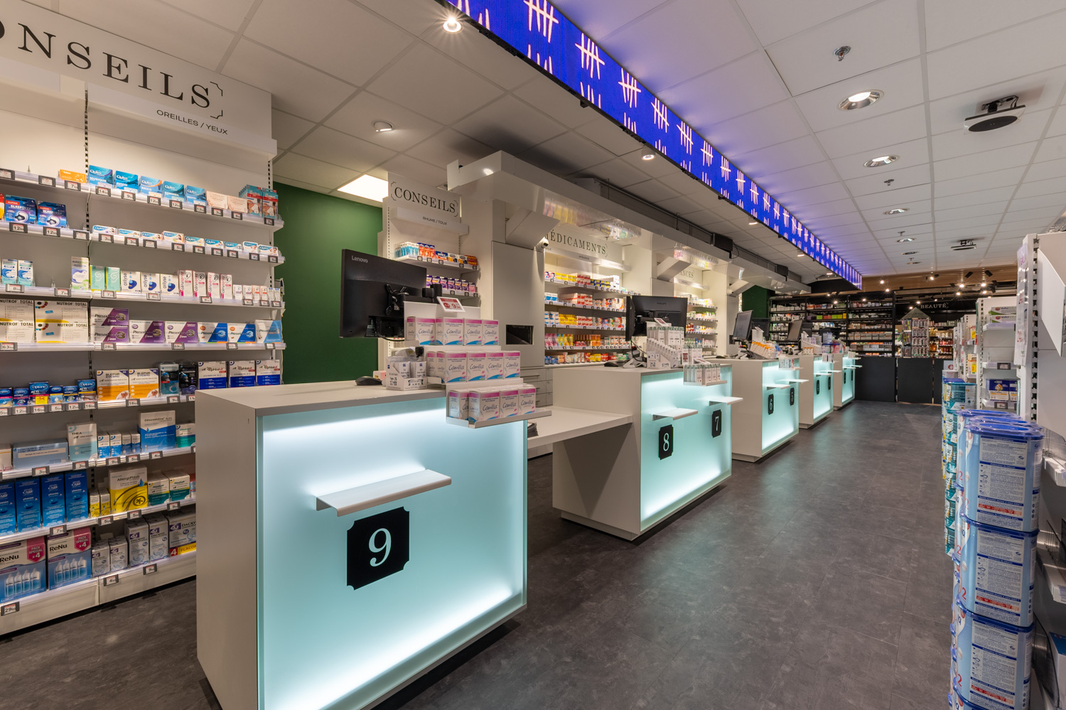 Comptoir design pharmacie